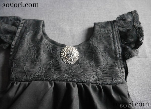 Sovori_Gothic_Princess_Dress_Detail