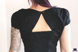 Vintagekleid mit gesmoktem Rückenteil